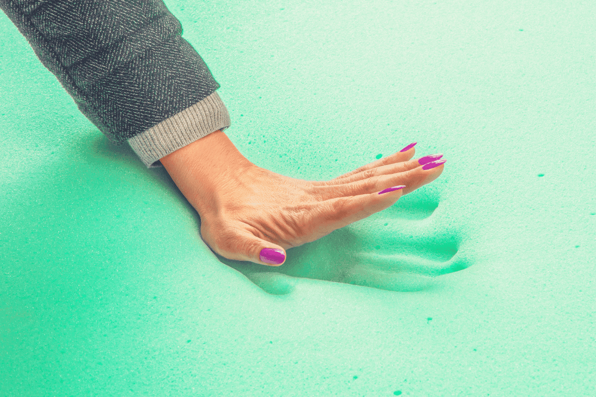 memory foam vs spring coils mattress