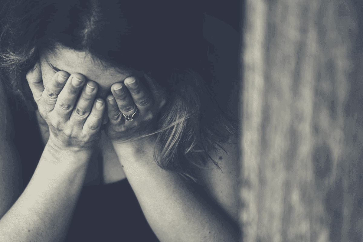sleeping with lights depression