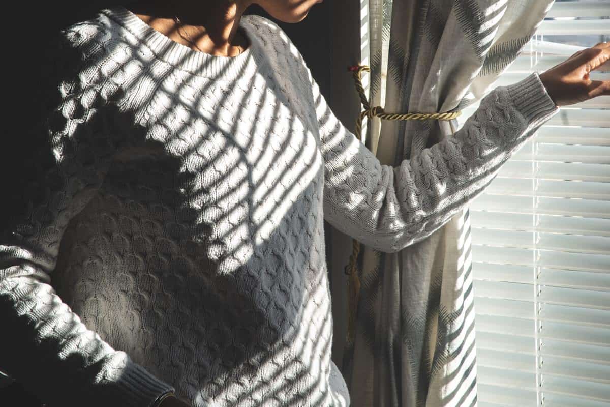 sleeping with lights window blinds2