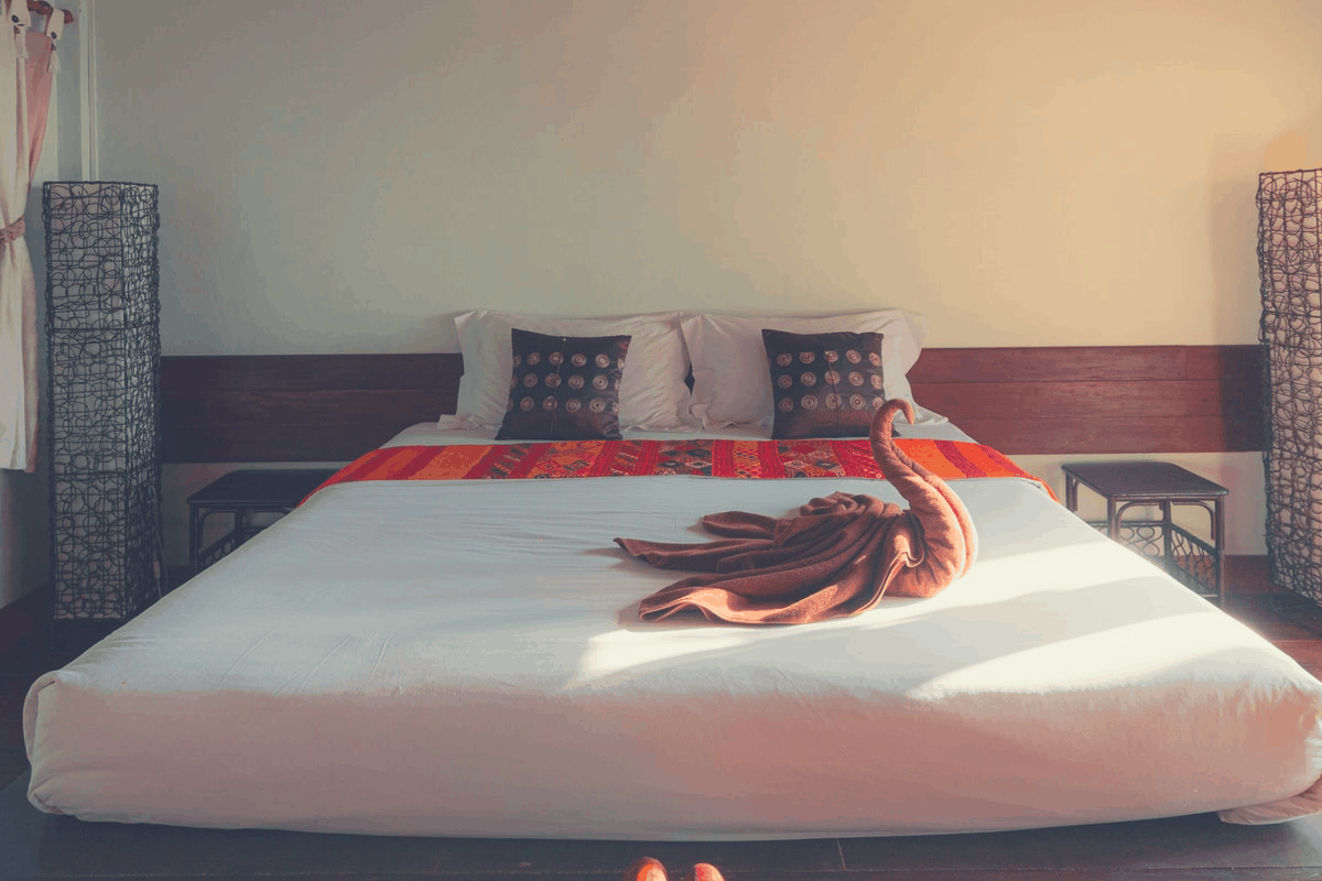19 Best Ways to Sleep Without an A/C