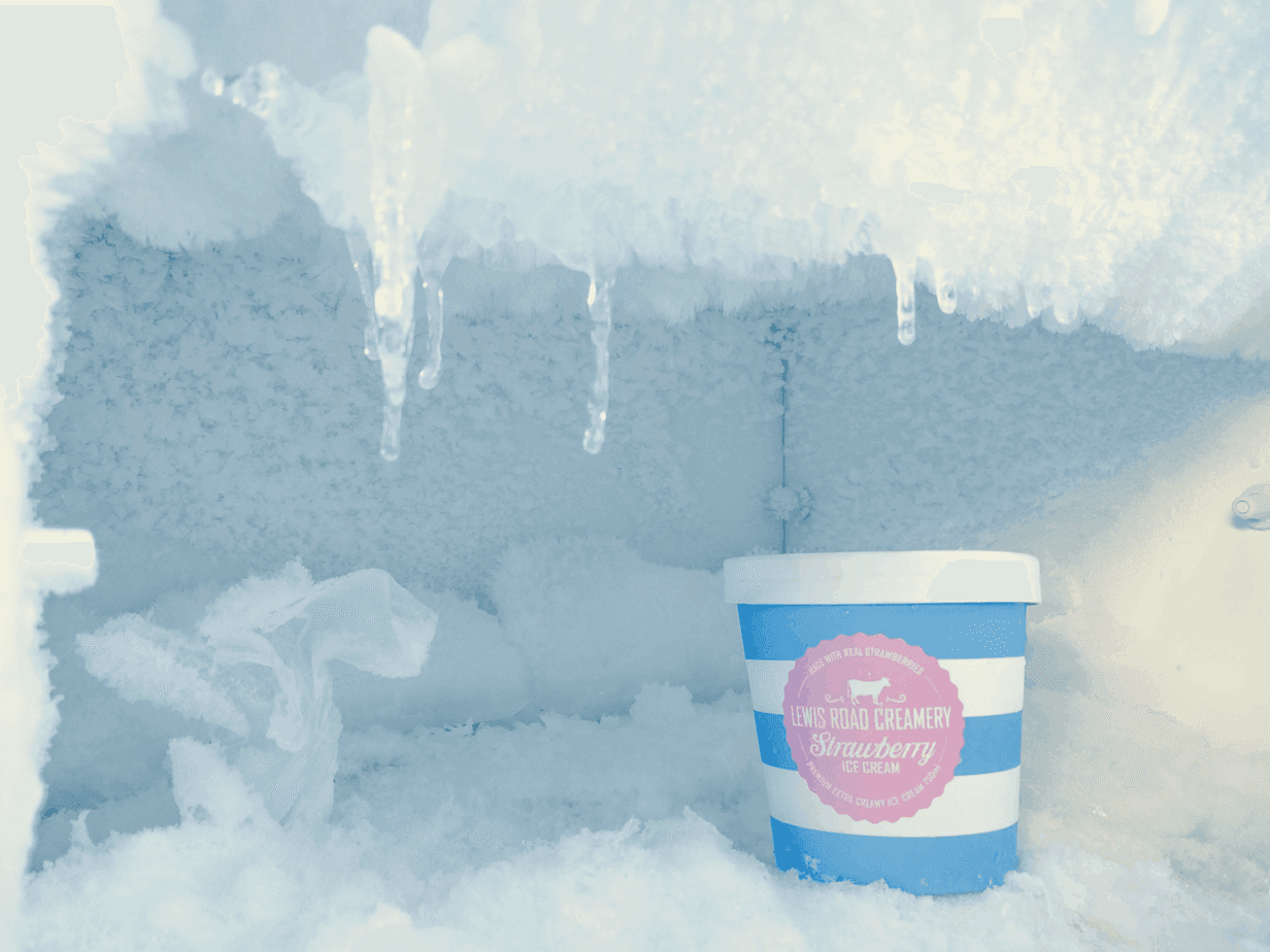 sleeping under fan freeze your sheets