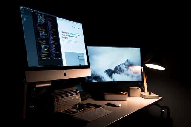 Is blue light from your mobile phone Bad for Sleep?