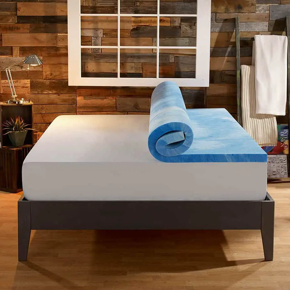 Sample image of a mattress topper being setup