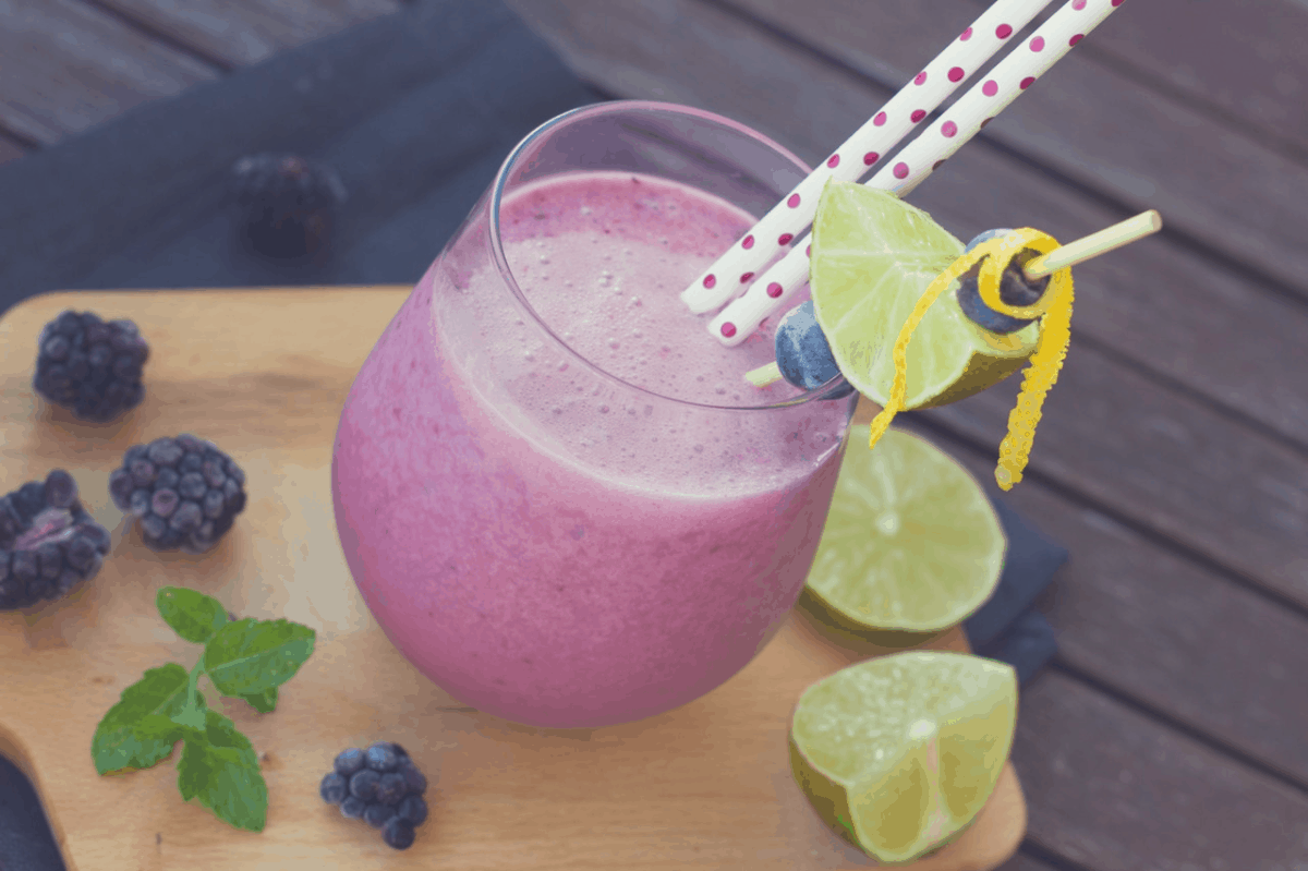 glass of smoothie